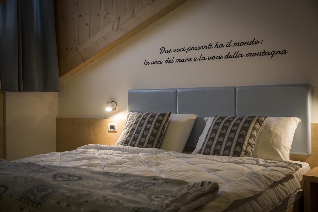 Aparthotel Dolomites Living&Relax Commezzadura Exterior foto